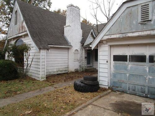 1500 S Main St, Hope, AR, 71801-7245 | Card Image