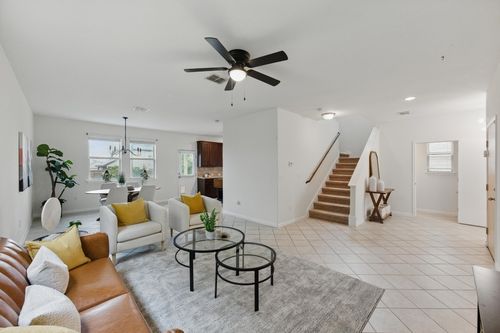 300 Wapiti Rd, Buda, TX, 78610-2144 | Card Image