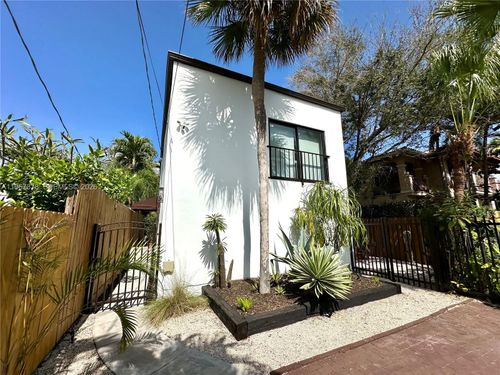 3147-3147 Jackson Ave, Miami, FL, 33133 | Card Image