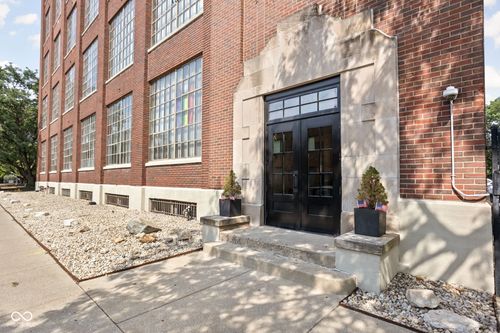 apt-511-611 Park Ave, Indianapolis, IN, 46204-1621 | Card Image