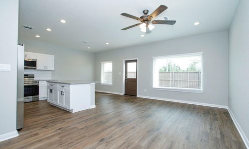 3-14010 Longstreet Rd, Willis, TX, 77318-4520 | Card Image