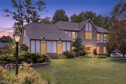8753 Treetop Trail, Broadview Heights, OH, 44147 | Card Image