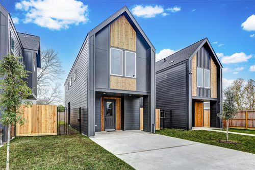 8002 Sunbury St, Houston, TX, 77028-4050 | Card Image