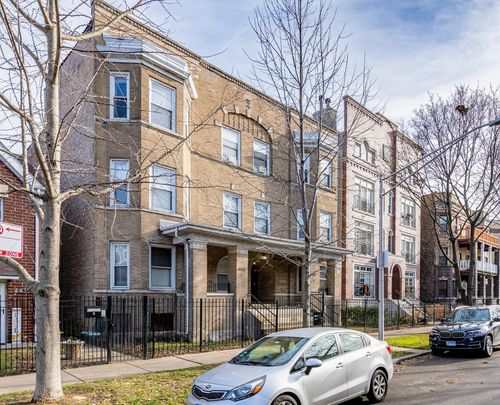 4431 N Racine Ave, Chicago, IL, 60640-5661 | Card Image
