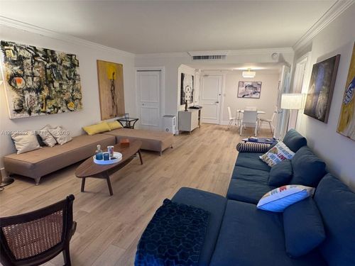436-5151 Collins Ave, Miami Beach, FL, 33140 | Card Image