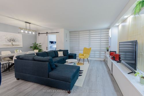 1201-714 The Mall West, Etobicoke, ON, M9C4X1 | Card Image