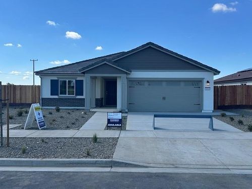 6033 Central Ave, Riverbank, CA, 95367-3046 | Card Image