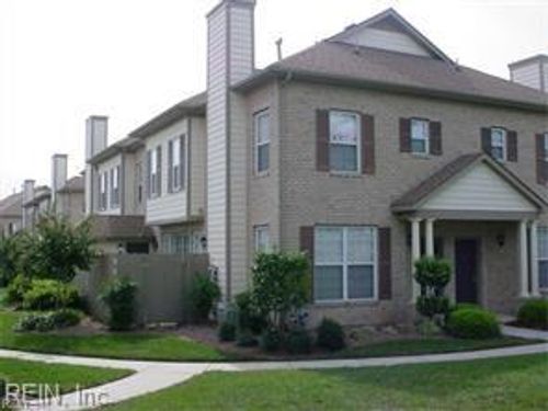 2381 Wessington Dr, Virginia Beach, VA, 23454-6308 | Card Image
