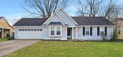 631 Woodsmoke Dr, Southaven, MS, 38671-5512 | Card Image
