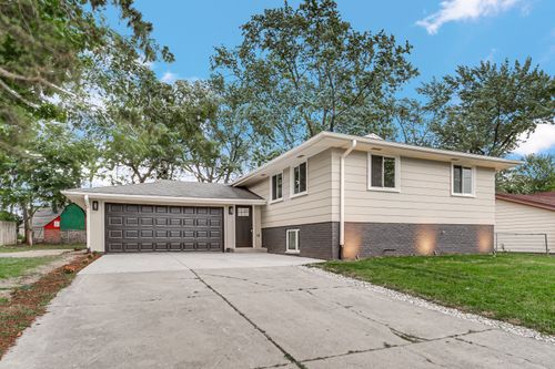 519 S Springinsguth Rd, Schaumburg, IL, 60193-2441 | Card Image