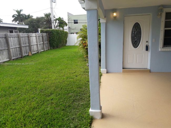 N - 258 Neptune Ave, Home with 1 bedrooms, 1 bathrooms and null parking in Lauderdale By The Sea FL | Image 1