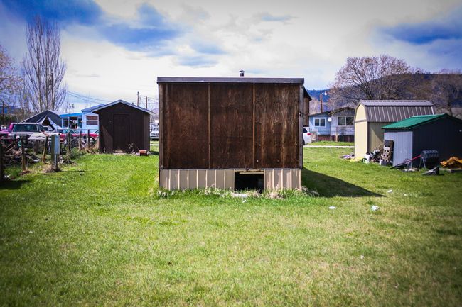 east side of trailer facing west | Image 13
