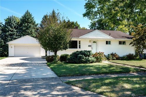 1592 Selkirk Rd, Dayton, OH, 45432-3512 | Card Image