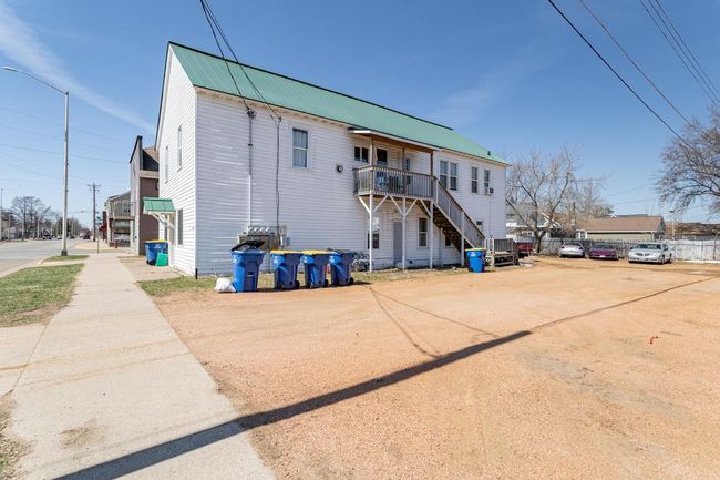 1322 W Main St, Home with 8 bedrooms, 4 bathrooms and null parking in Merrill WI | Image 5