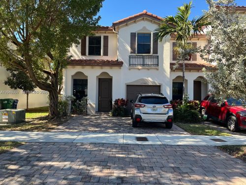 17548 Sw 153rd Ct, Miami, FL, 33187-6739 | Card Image