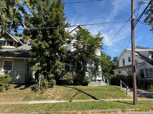 8 Velox St, Rochester, NY, 14615-2332 | Card Image