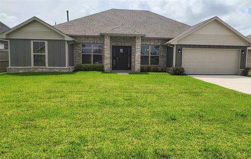 7 Greystone Ct, Angleton, TX, 77515-1218 | Card Image
