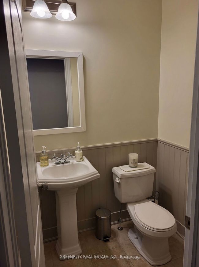UPPER - 714 Halbert Dr, House other with 4 bedrooms, 3 bathrooms and 1 parking in Shelburne ON | Image 11