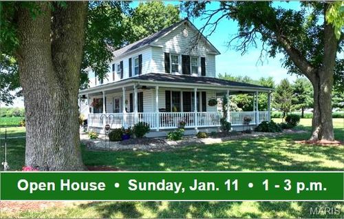 8221 State Route 4, Staunton, IL, 62088-2923 | Card Image