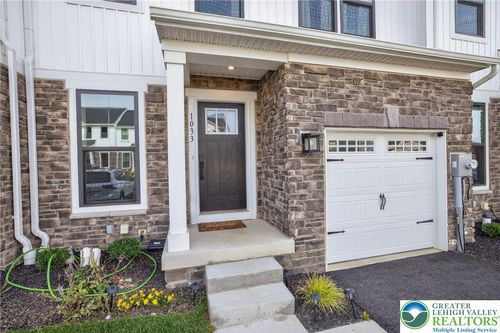 1033 Watson Ct, Fogelsville, PA, 18051-7721 | Card Image