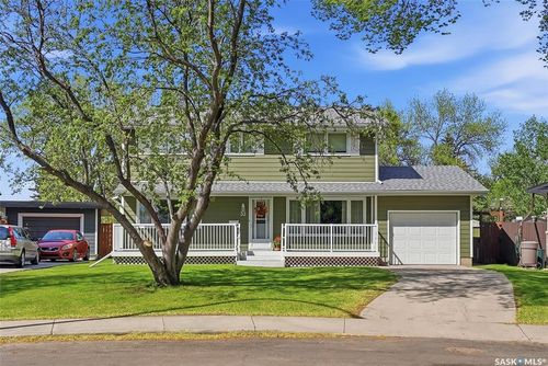33 Sparling Crescent, Saskatoon, SK, S7H3M1 | Card Image
