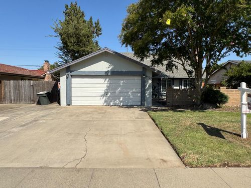 9125 Trujillo Way, Sacramento, CA, 95826 | Card Image