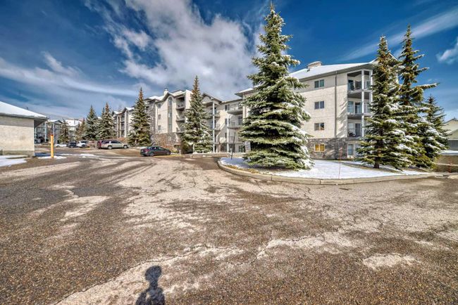 411 - 55 Arbour Grove Close Nw, Home with 2 bedrooms, 2 bathrooms and 2 parking in Calgary AB | Image 2