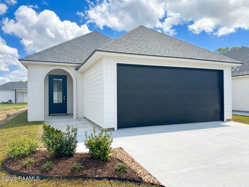 229 Berchman Oaks Dr, Lafayette, LA, 70506-6379 | Card Image