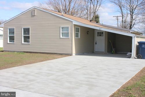57 Swan Ln, LEVITTOWN, PA, 19055-2223 | Card Image