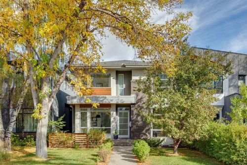 2008 48 Ave Sw, Calgary, AB, T2T2T5 | Card Image