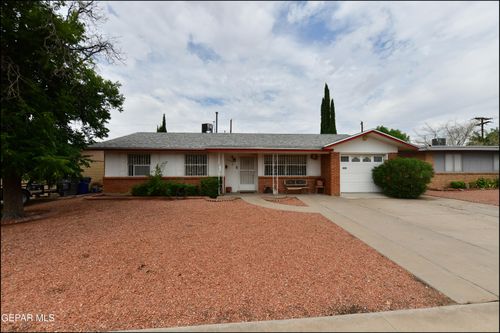 10725 Saigon Dr, El Paso, TX, 79925-4370 | Card Image