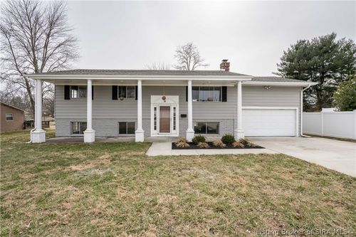 711 White St, Scottsburg, IN, 47170-1444 | Card Image