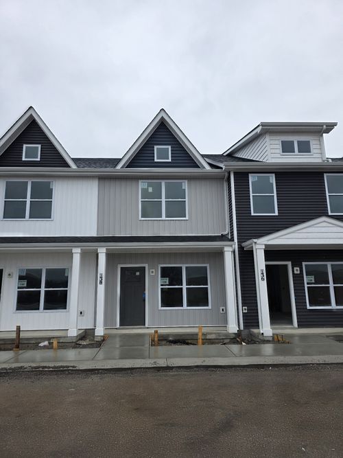 138 Front Ridge Cir, Clarksville, TN, 37040-7387 | Card Image