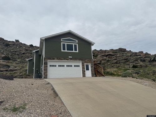 1421 Mountain View Blvd, Rawlins, WY, 82301-4612 | Card Image