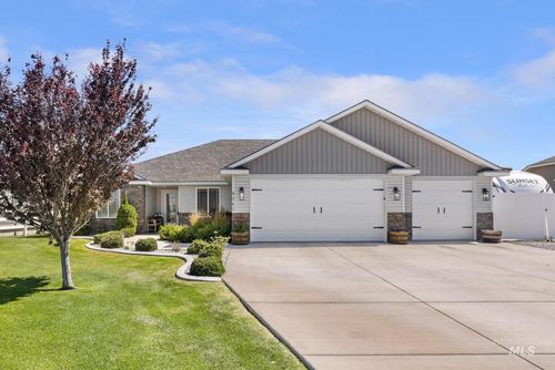 4060 Mountain Vista Ln, Filer, ID, 83328-5555 | Card Image