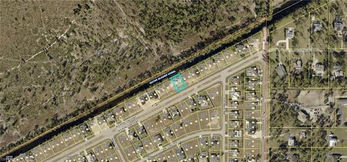 39 Wilmington Pkwy, Cape Coral, FL, 33993 | Card Image