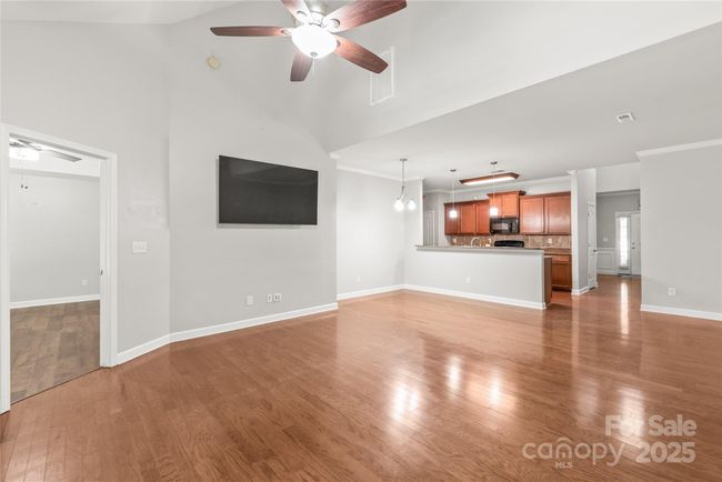 Primary suite on the main floor! | Image 8