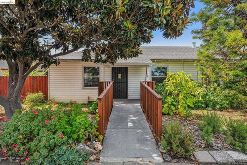 204-18 W Bissell Ave, Richmond, CA, 94801-3425 | Card Image