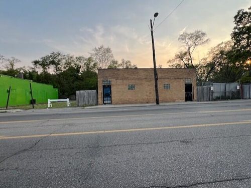 19703 Conant St, Detroit, MI, 48234-1330 | Card Image