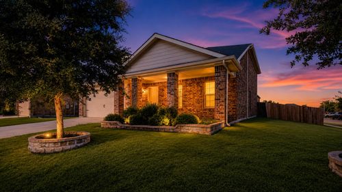 2000 Grimes Dr, Forney, TX, 75126-5183 | Card Image