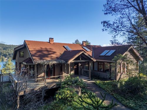 5718 Canal Rd, Pender Island, BC, V0N2M1 | Card Image