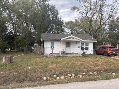 733 W Mill Street, Buffalo, MO, 65622 | Card Image