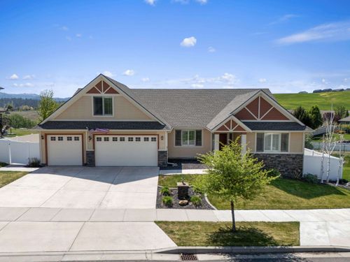 19016 E 15th Ave, Spokane Valley, WA, 99016-5212 | Card Image