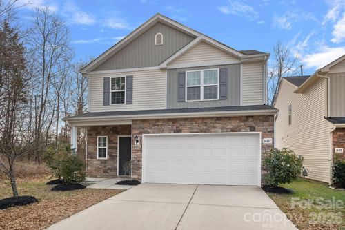 14227 Drake Watch Ln, Charlotte, NC, 28262-1641 | Card Image