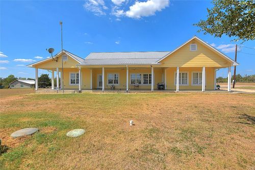 1133 Fm 20, Cedar Creek, TX, 78612-3527 | Card Image