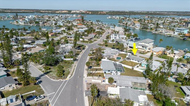 596 S Bayshore Dr, House other with 2 bedrooms, 1 bathrooms and null parking in MADEIRA BEACH FL | Image 44