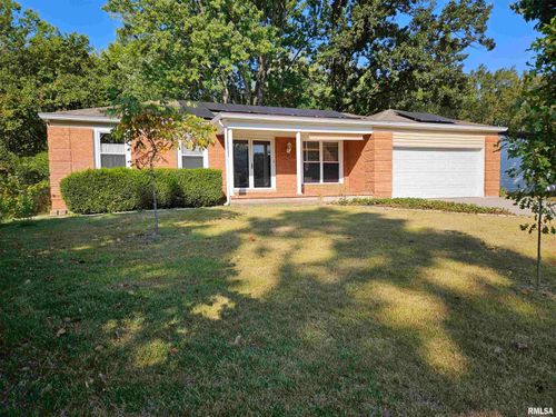110 N Lark Ln, Carbondale, IL, 62901-2017 | Card Image
