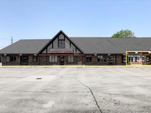 3949 24th Ave, Fort Gratiot, MI, 48059-4102 | Card Image