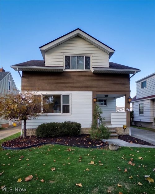 8104 Chesterfield Avenue, Parma, OH, 44129 | Card Image