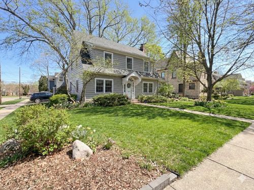 2037 Clinton St, Rockford, IL, 61103-4809 | Card Image